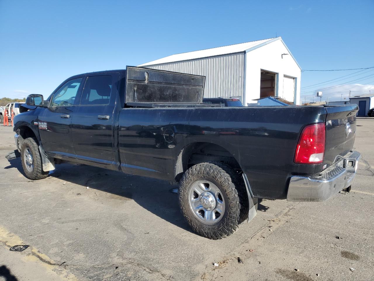 2015 RAM 2500 - Image 2