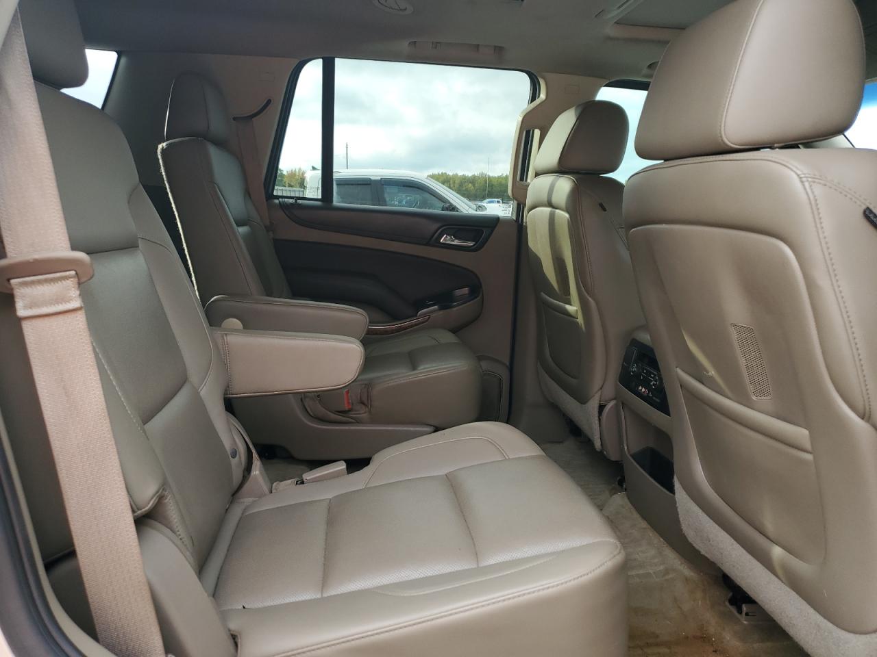 2015 Chevrolet Tahoe - Image 11