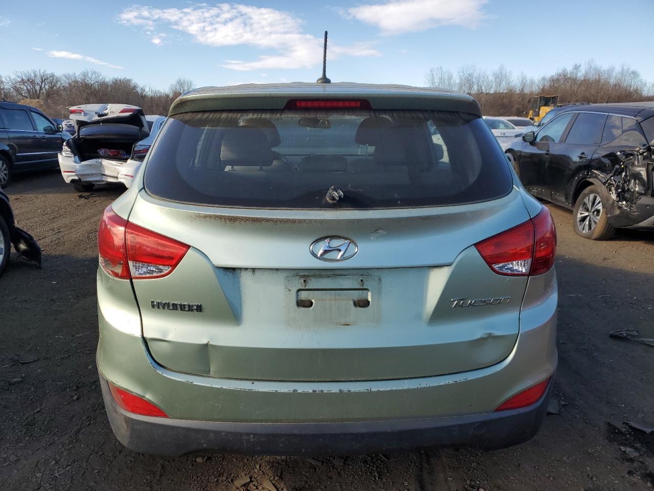 2010 Hyundai Tucson Gls VIN: KM8JT3AC0AU070898 Lot: 80675894