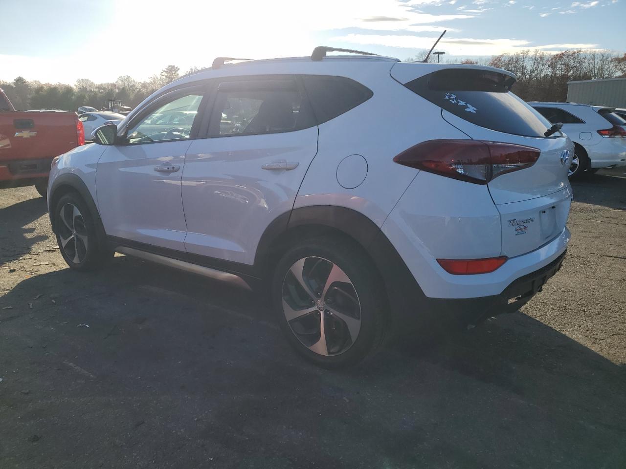 VIN KM8J3CA26HU297806 2017 HYUNDAI TUCSON no.2