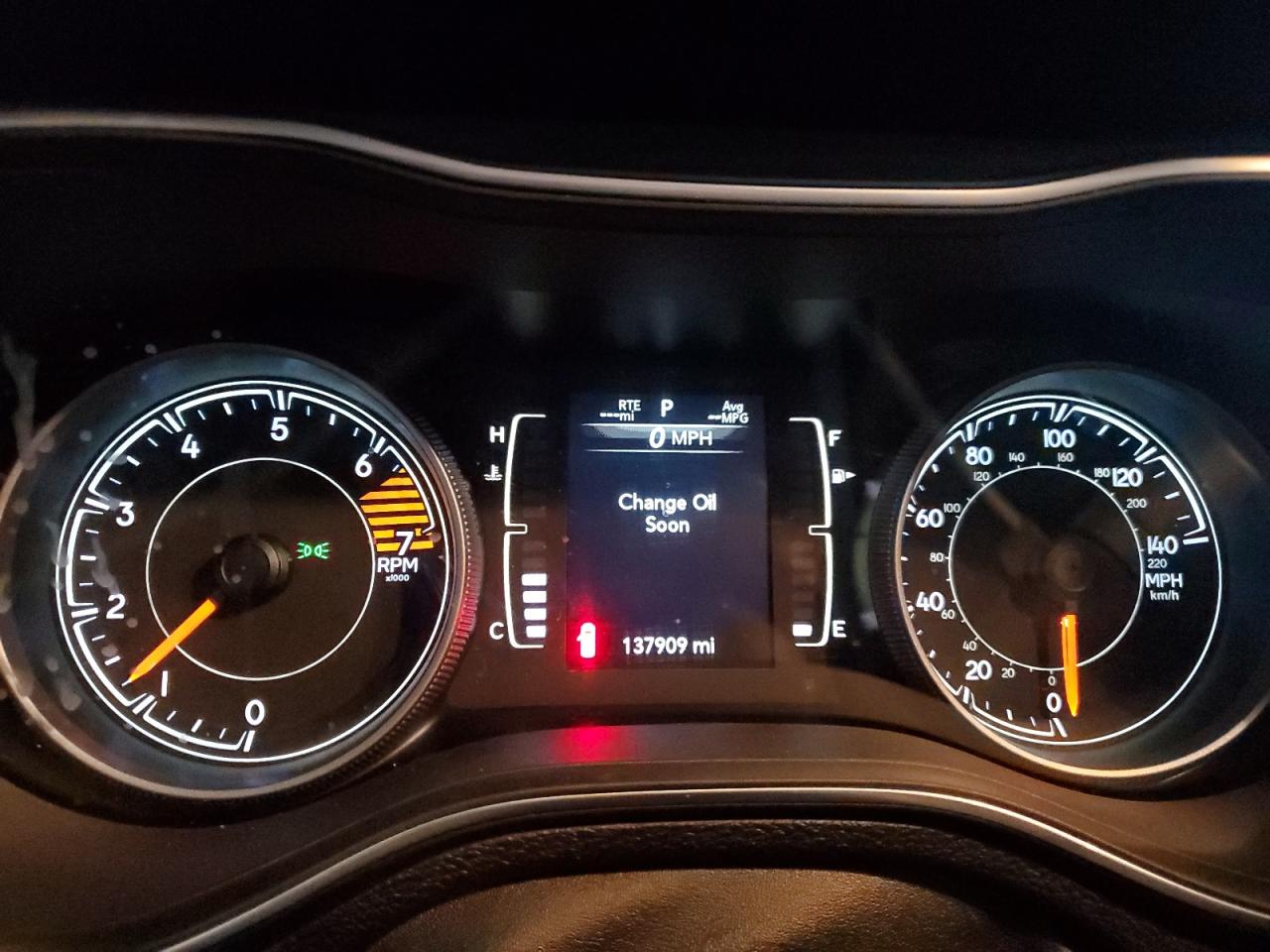 2019 Jeep Grand Cherokee - Image 9