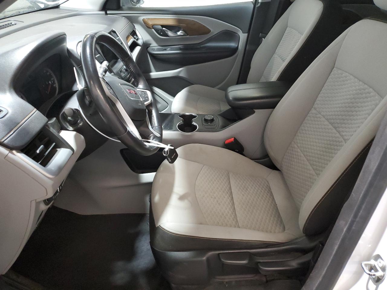 2018 GMC Terrain - Image 7