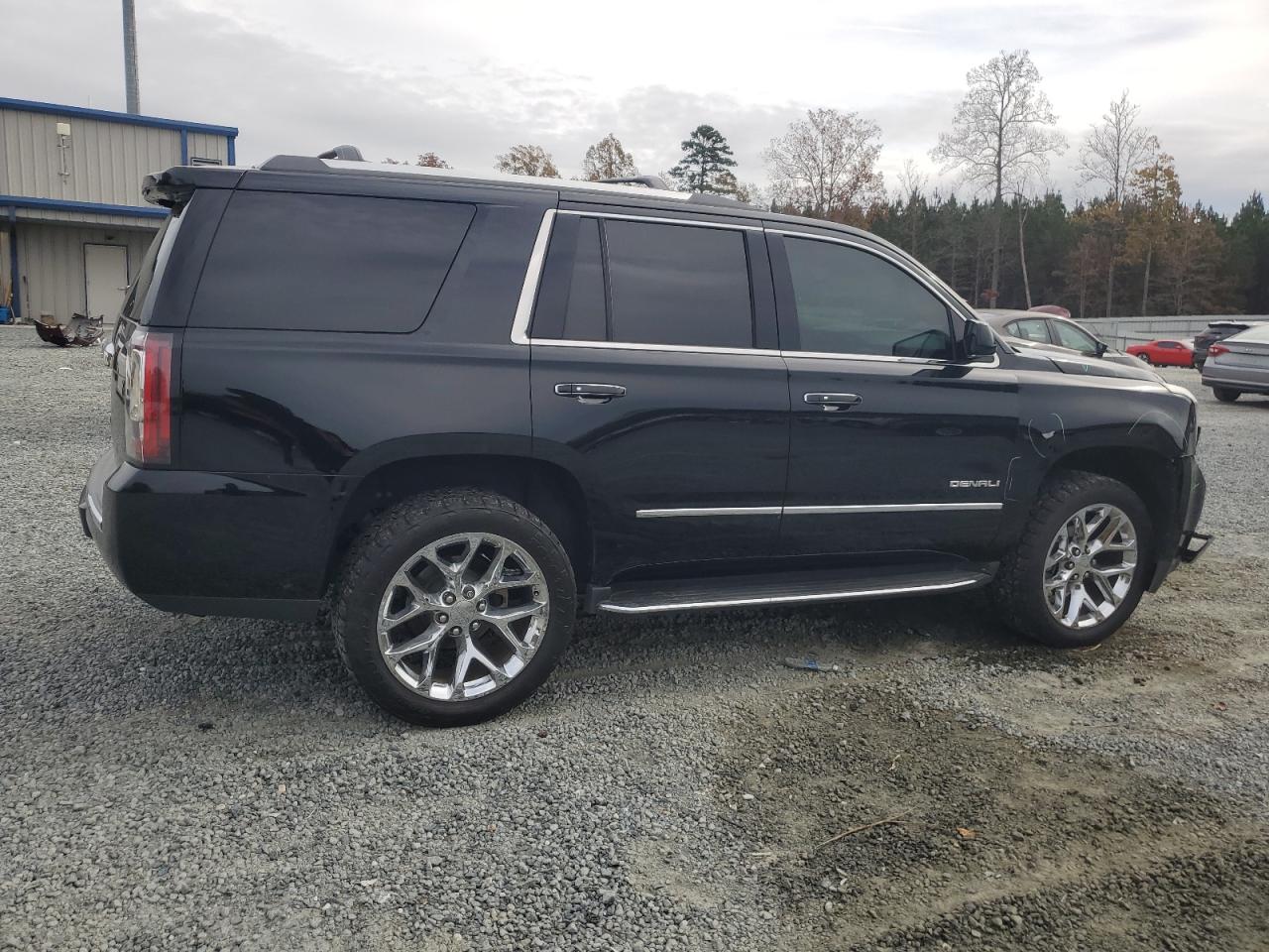 2018 GMC Yukon - Image 3
