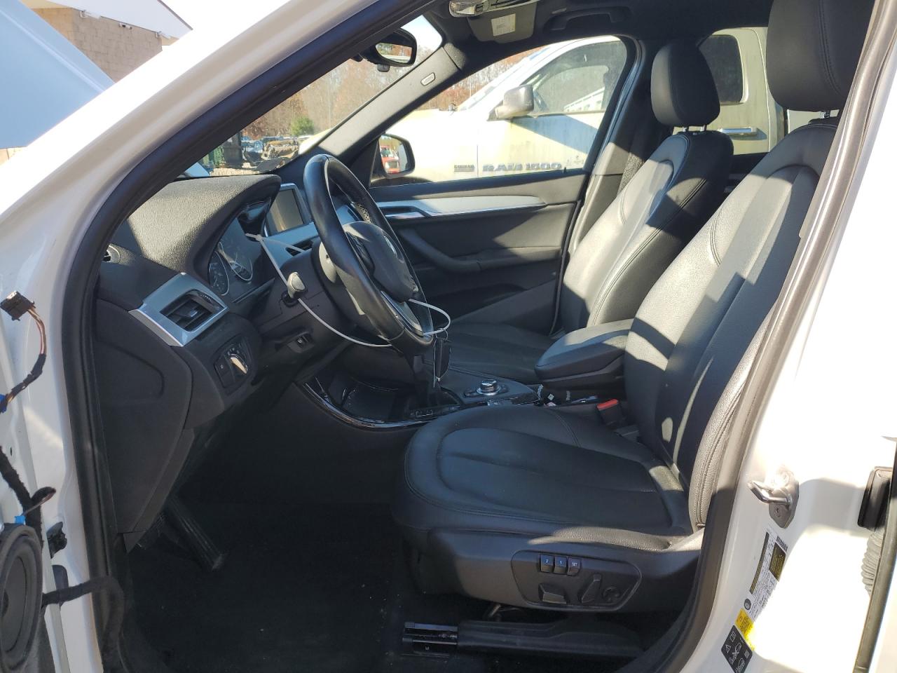 2016 BMW X1 - Image 7