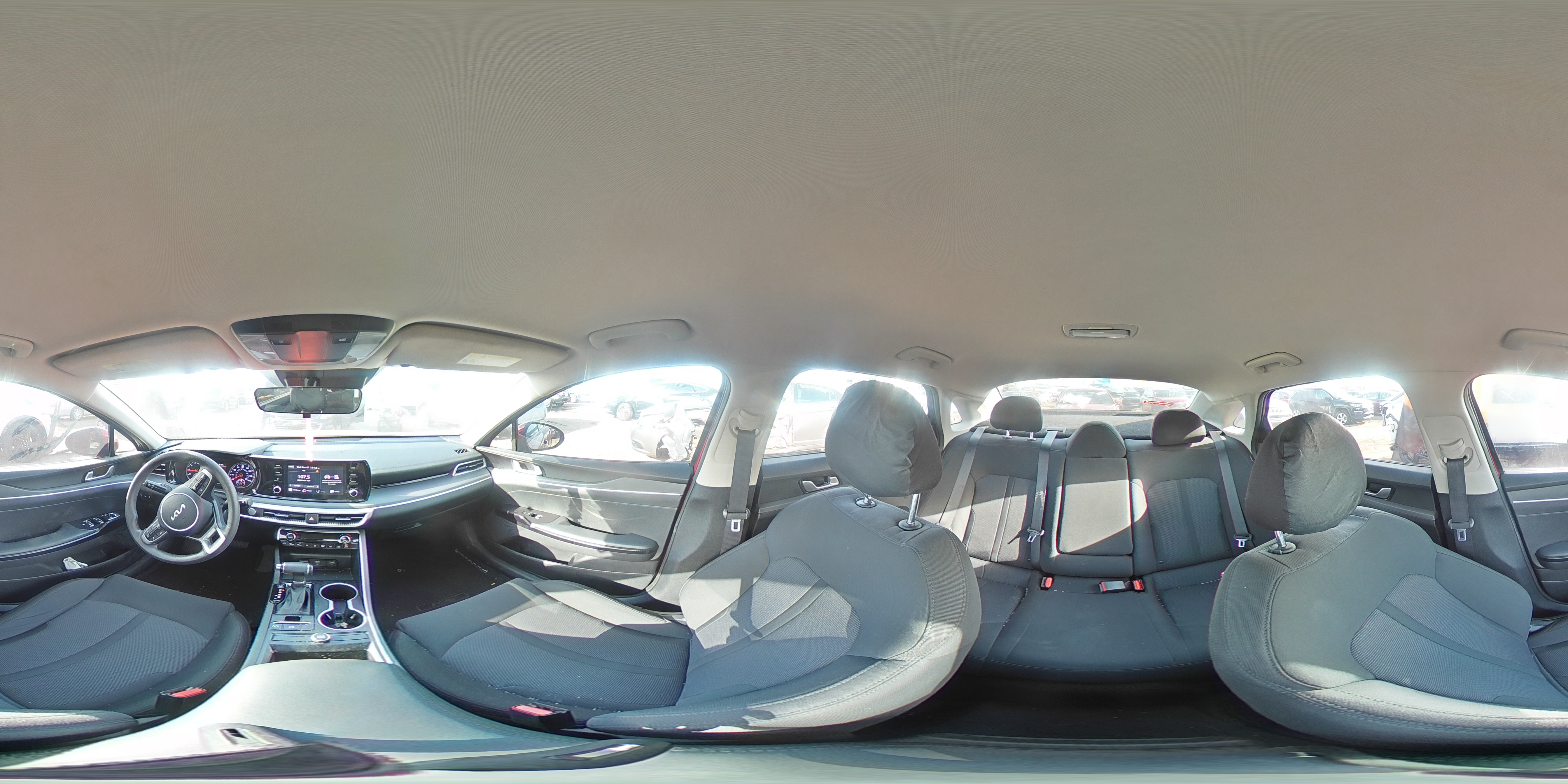 2024 Kia K5 - Image 12
