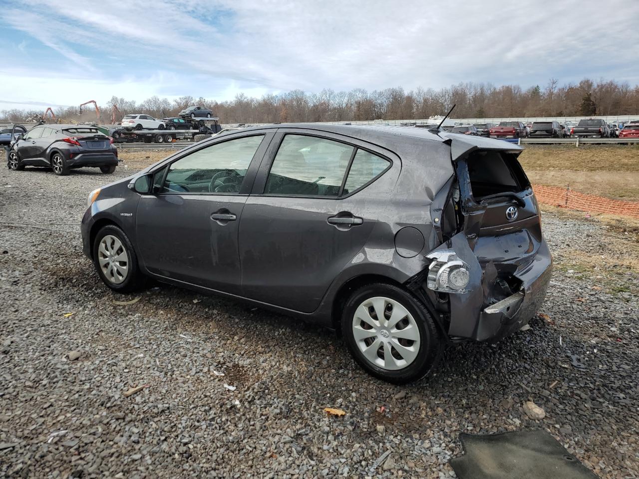 VIN JTDKDTB32D1532789 2013 TOYOTA PRIUS no.2