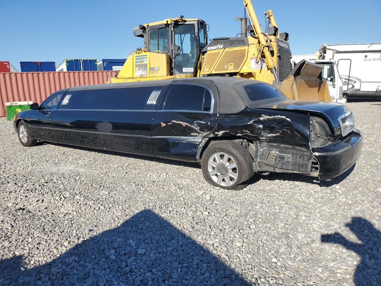 2008 Lincoln Town Car - Image 2