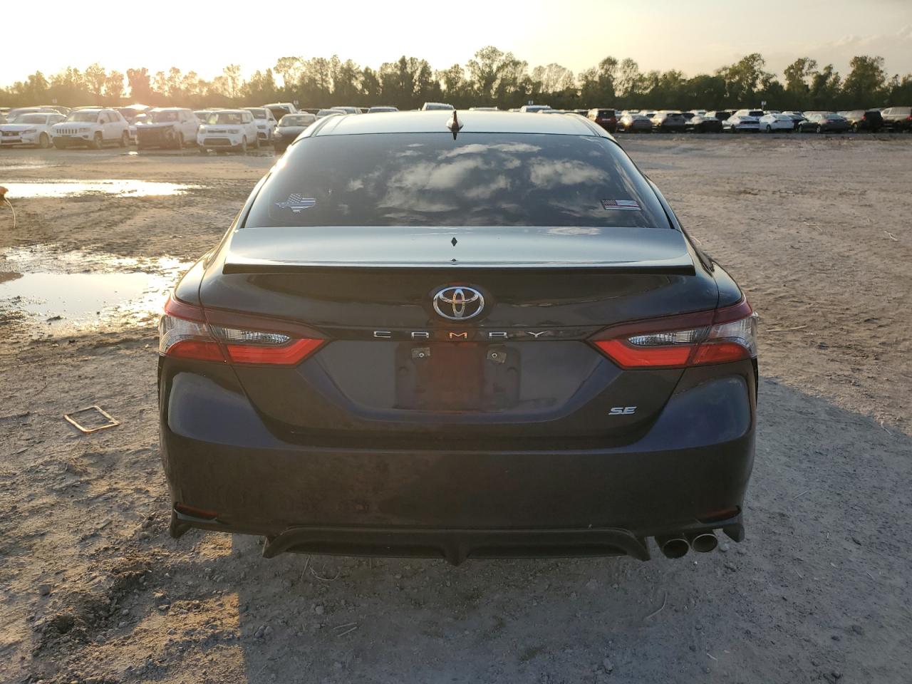 2021 Toyota Camry - Image 6