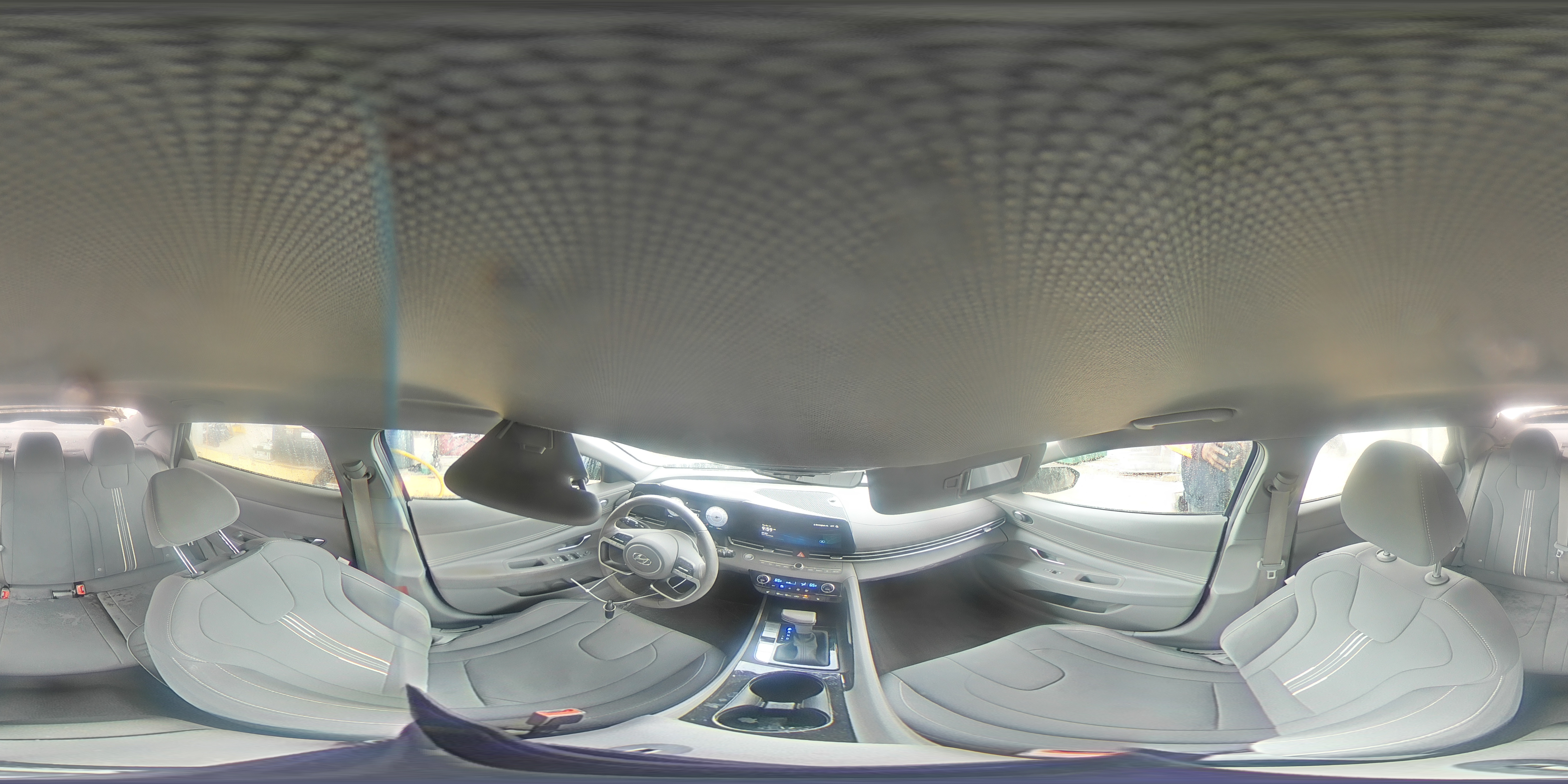2023 Hyundai Elantra - Image 13