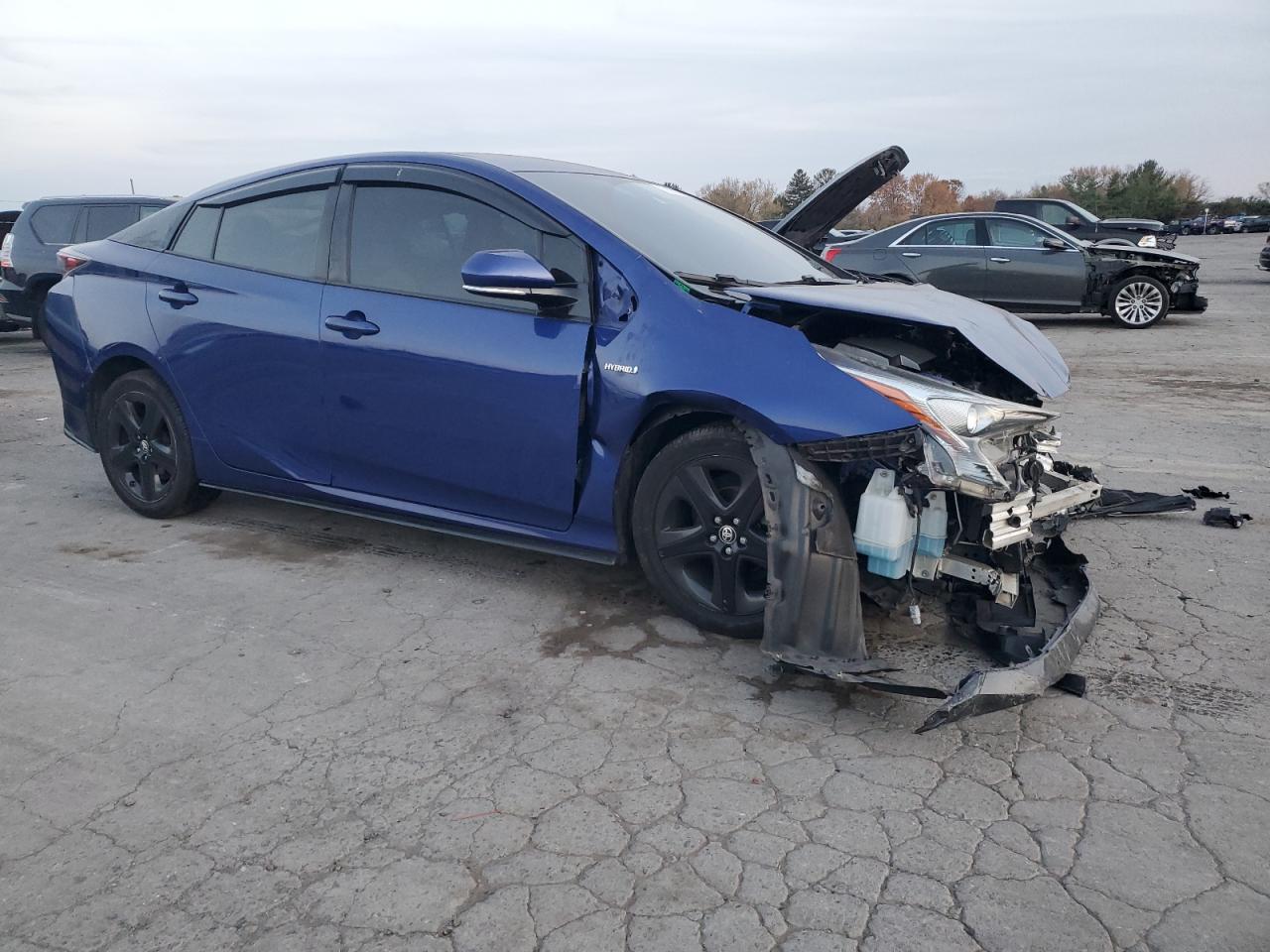 2017 Toyota Prius - Image 4