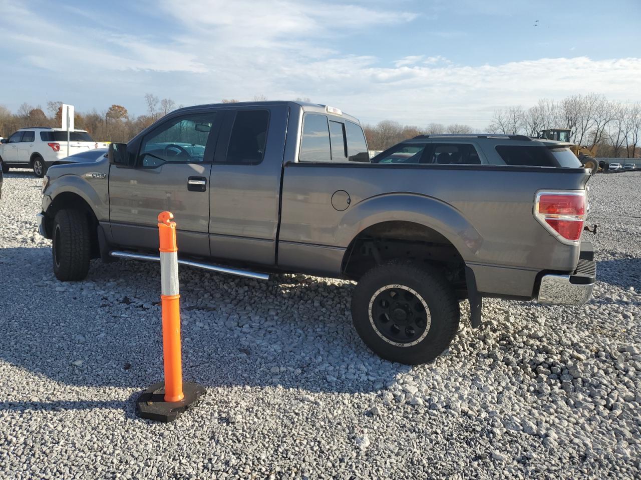 2010 Ford F-150 - Image 2