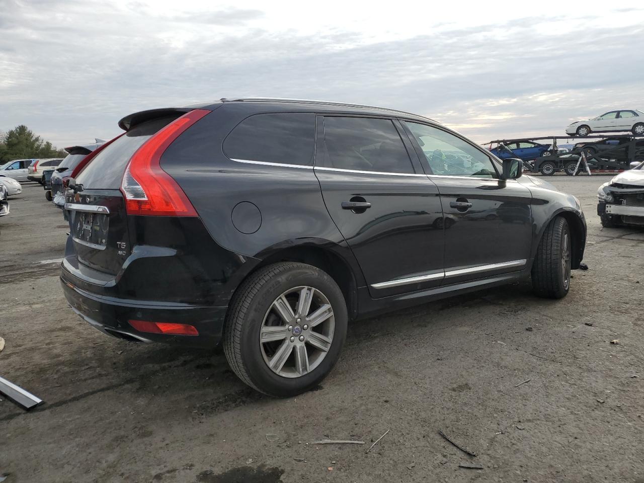 VIN YV440MRU2H2106848 2017 VOLVO XC60 no.3