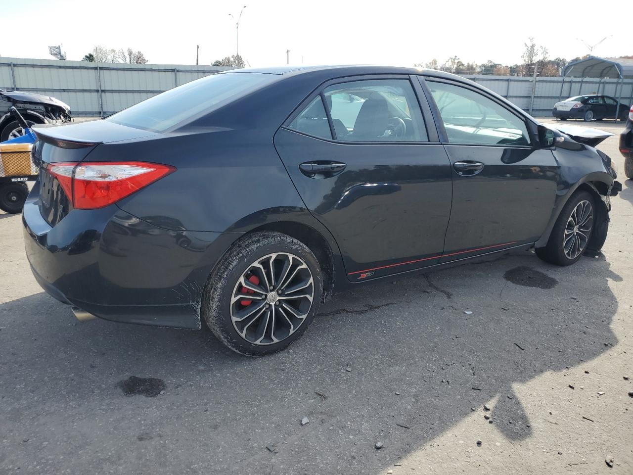 VIN 5YFBURHE7GP406973 2016 TOYOTA COROLLA no.3