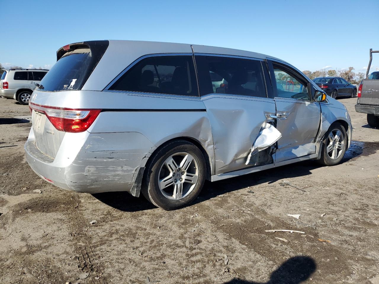 2012 Honda Odyssey - Image 3