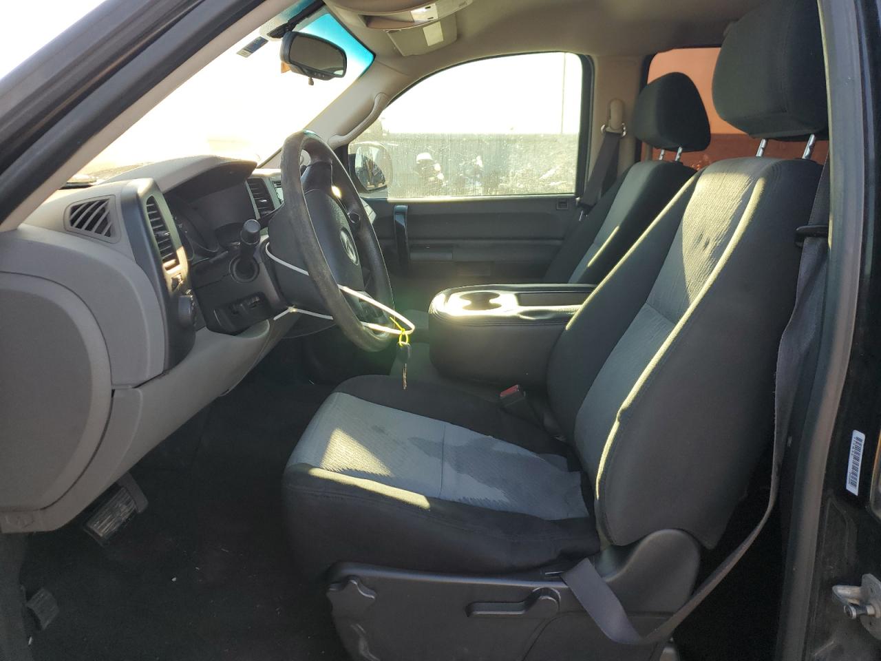 2009 GMC Sierra - Image 7