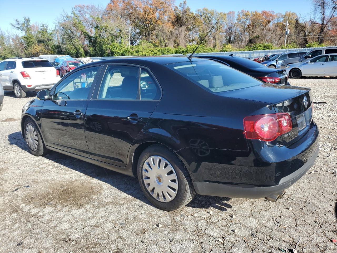 2009 Volkswagen Jetta - Image 2