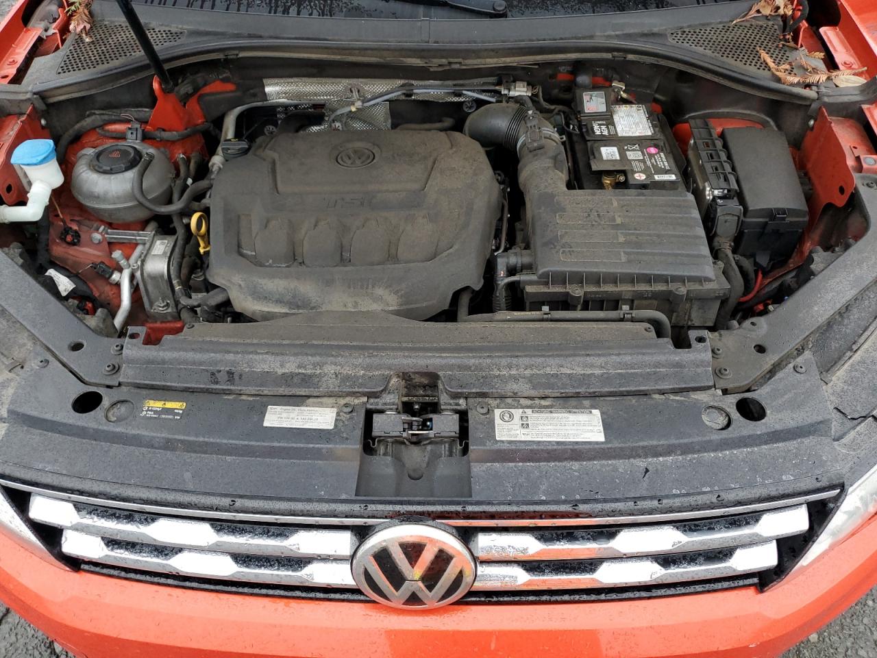 2018 Volkswagen Tiguan - Image 12