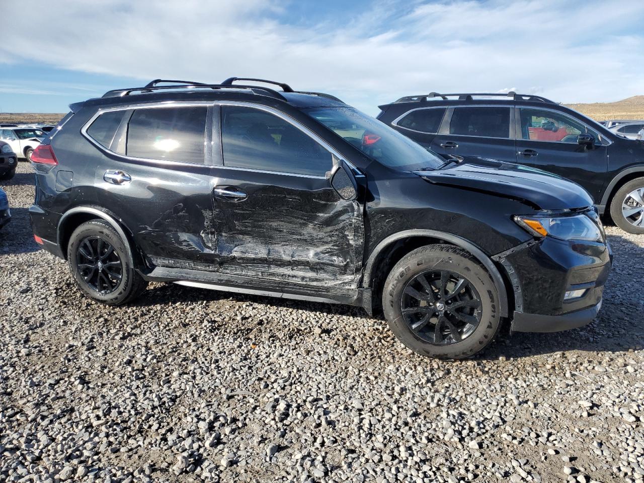 2018 Nissan Rogue - Image 4