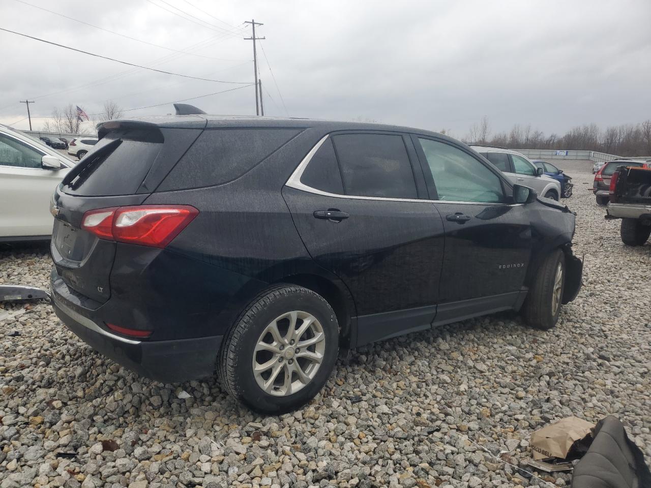 VIN 2GNAXKEV1K6160762 2019 CHEVROLET EQUINOX no.3