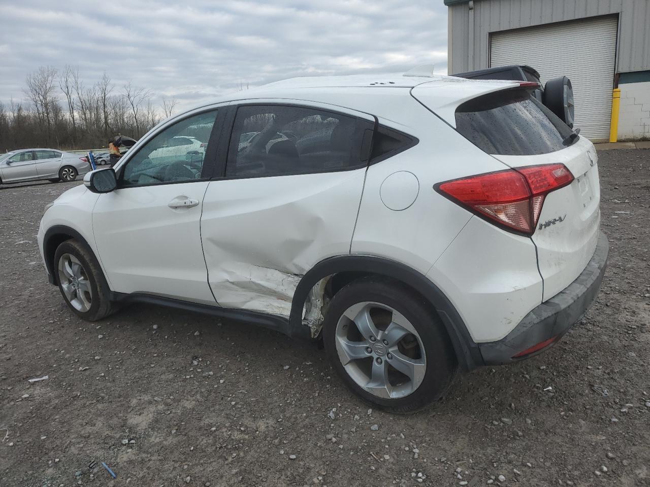 2016 Honda HR-V - Image 2