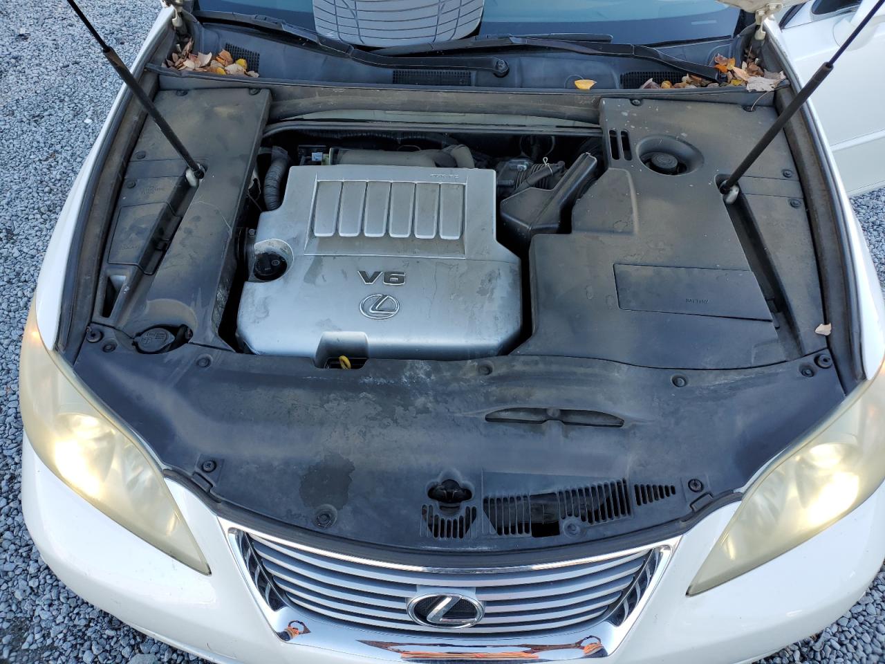 2009 Lexus ES - Image 12