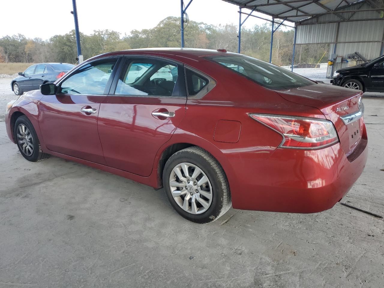 2015 Nissan Altima - Image 2
