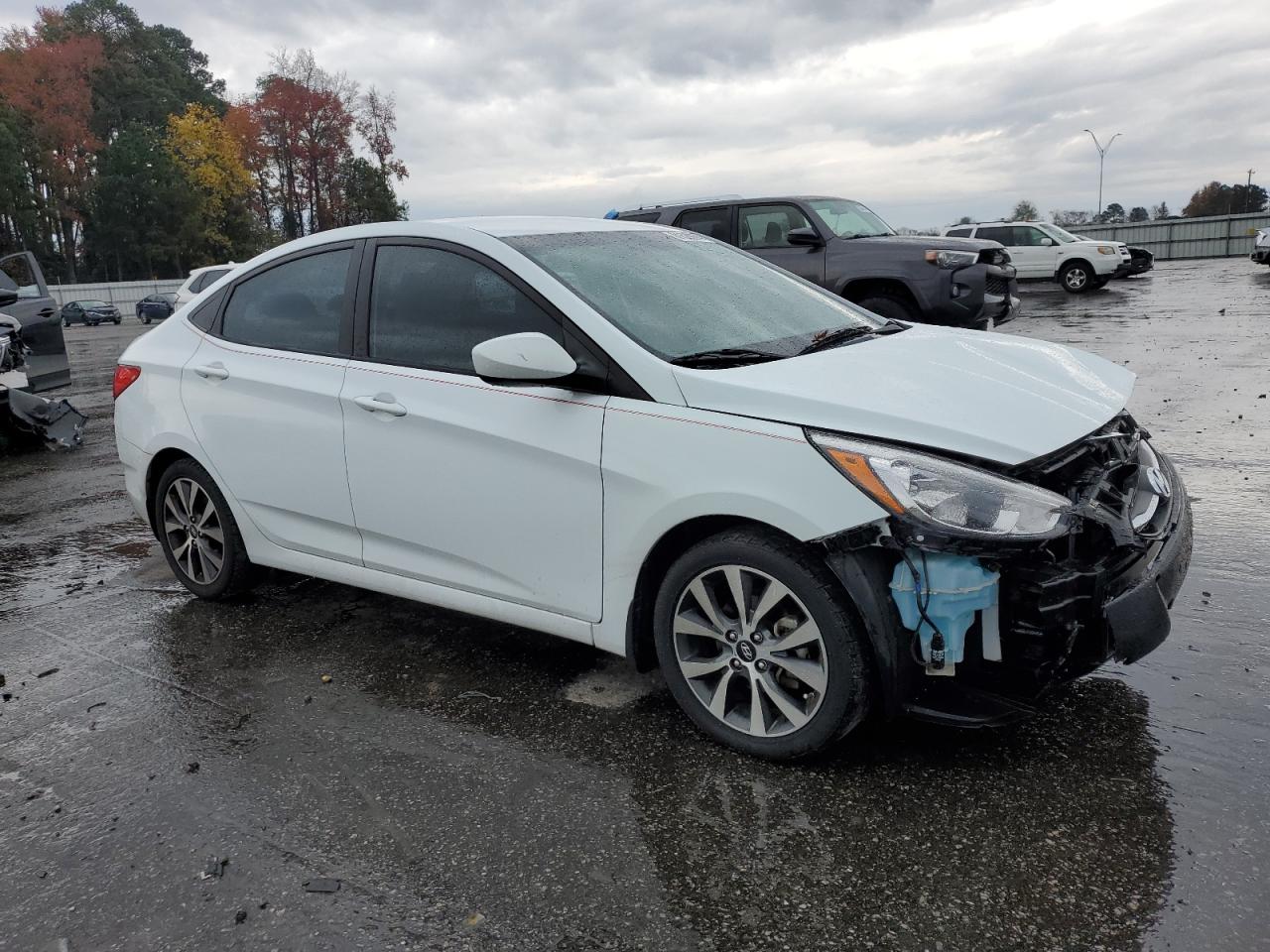 VIN KMHCT4AE5HU277023 2017 HYUNDAI ACCENT no.4