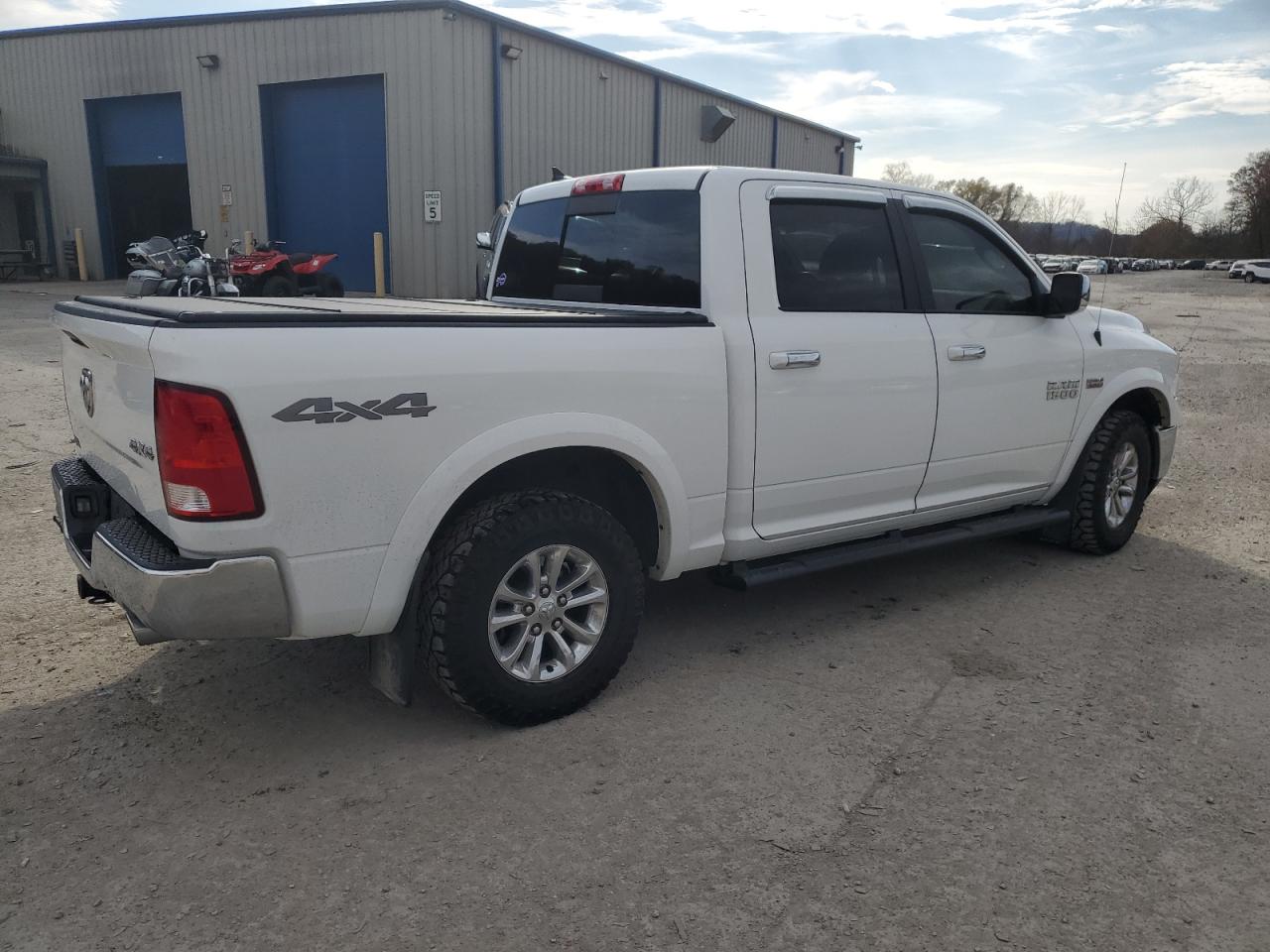2018 RAM 1500 - Image 3