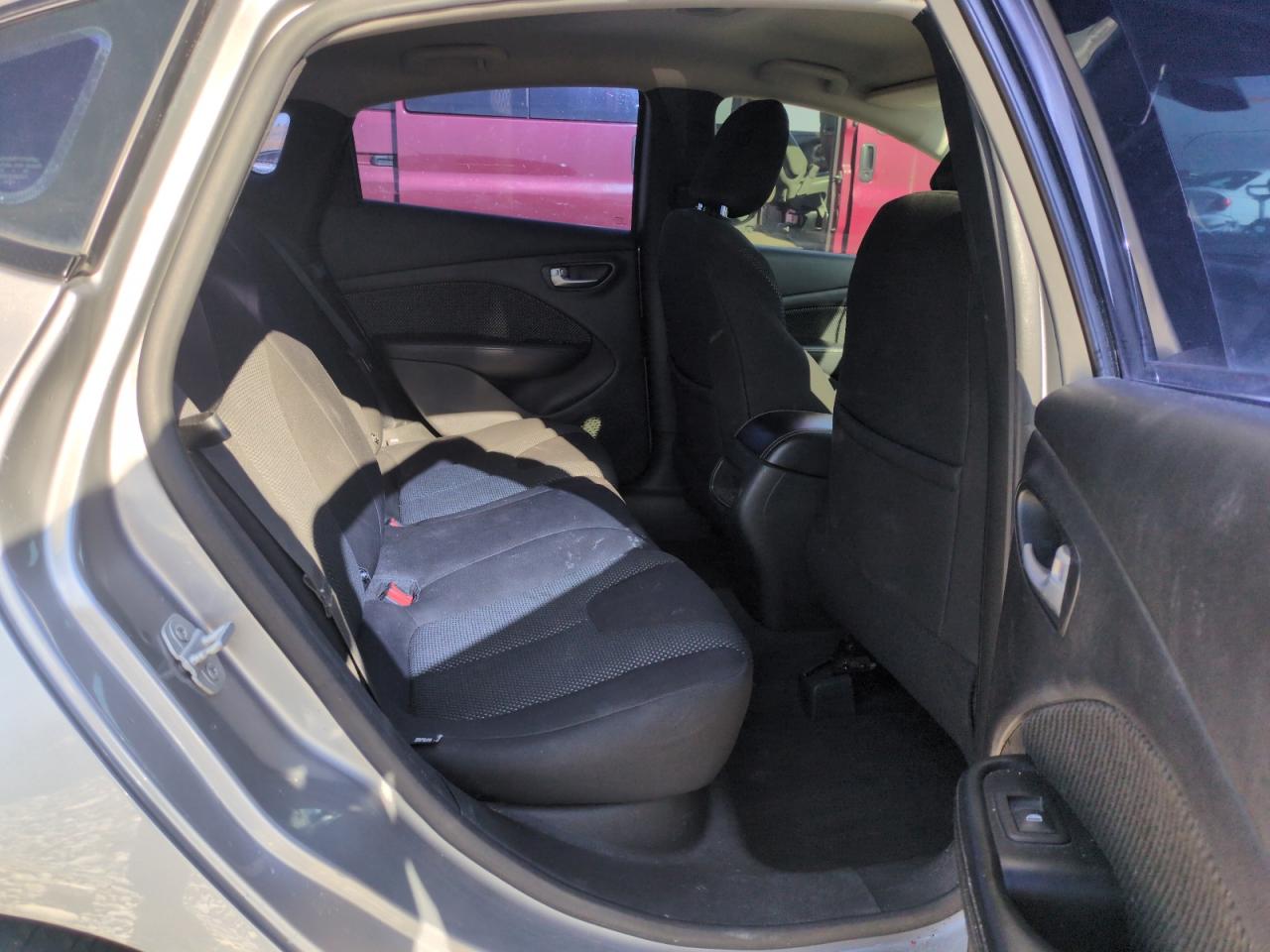 2015 Dodge Dart - Image 10