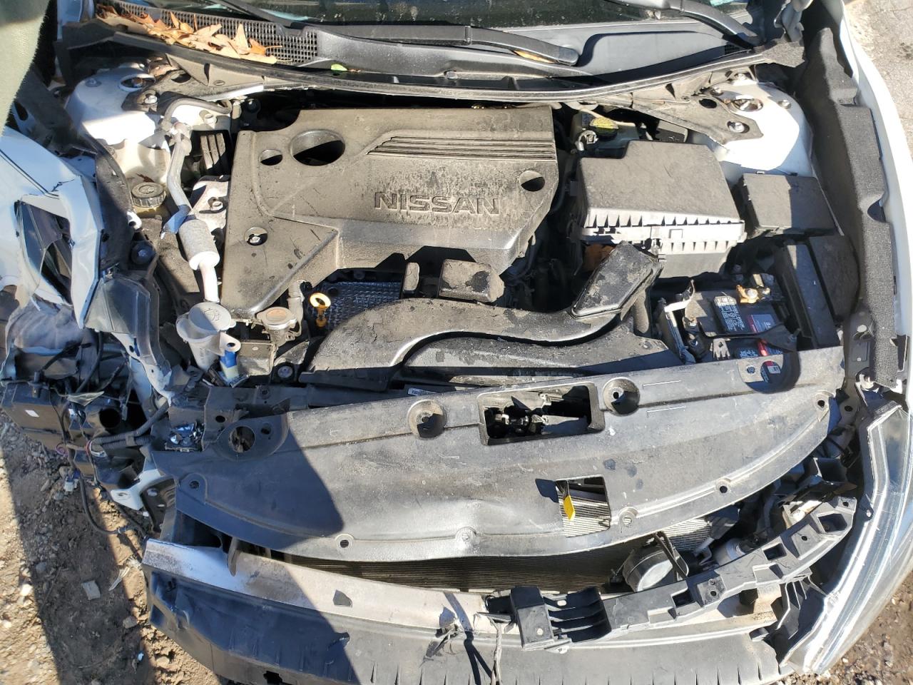 2017 Nissan Altima - Image 11