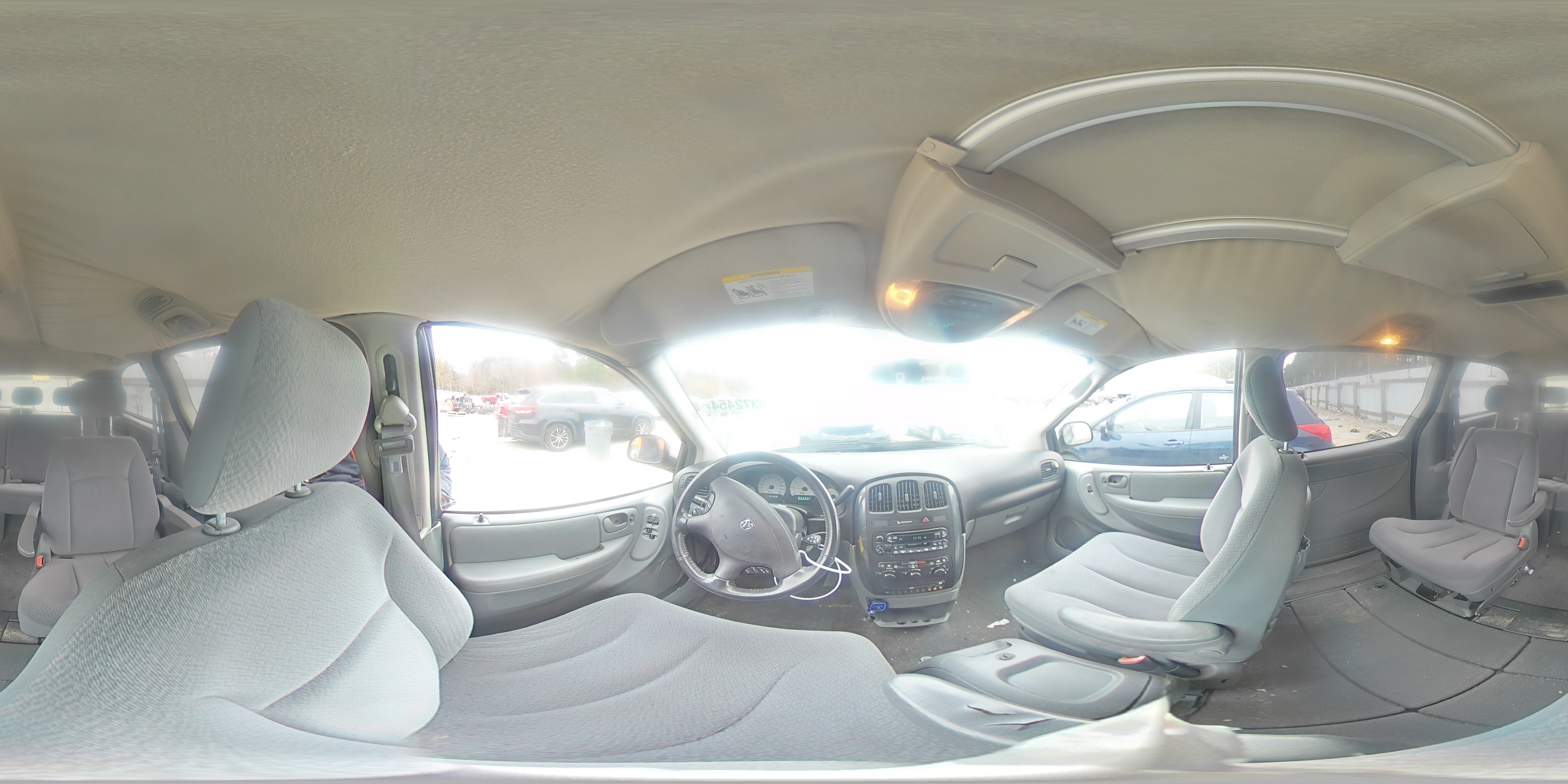 2006 Dodge Caravan - Image 13
