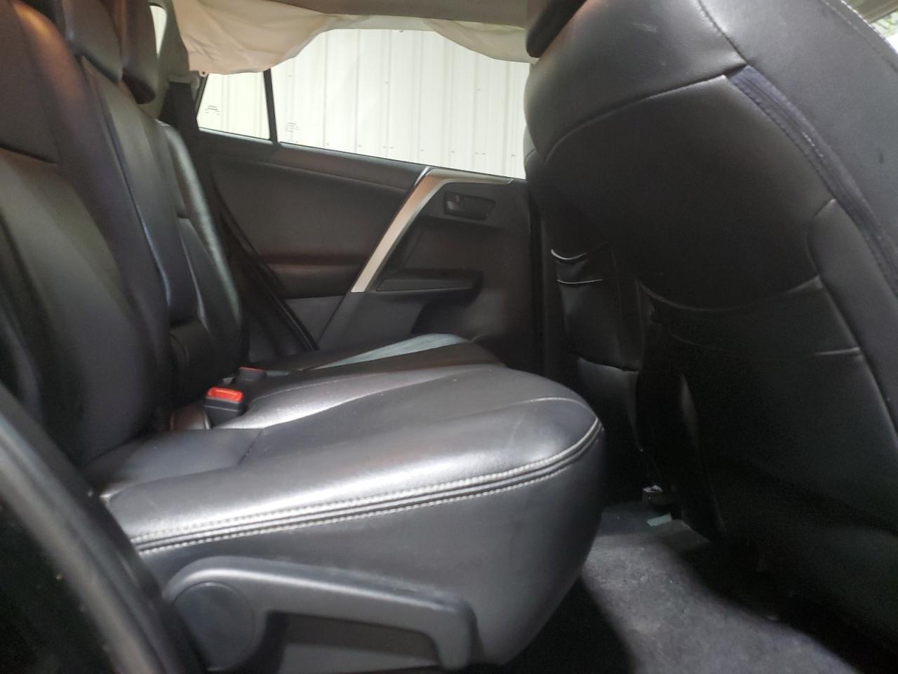 2013 Toyota RAV 4 - Image 11