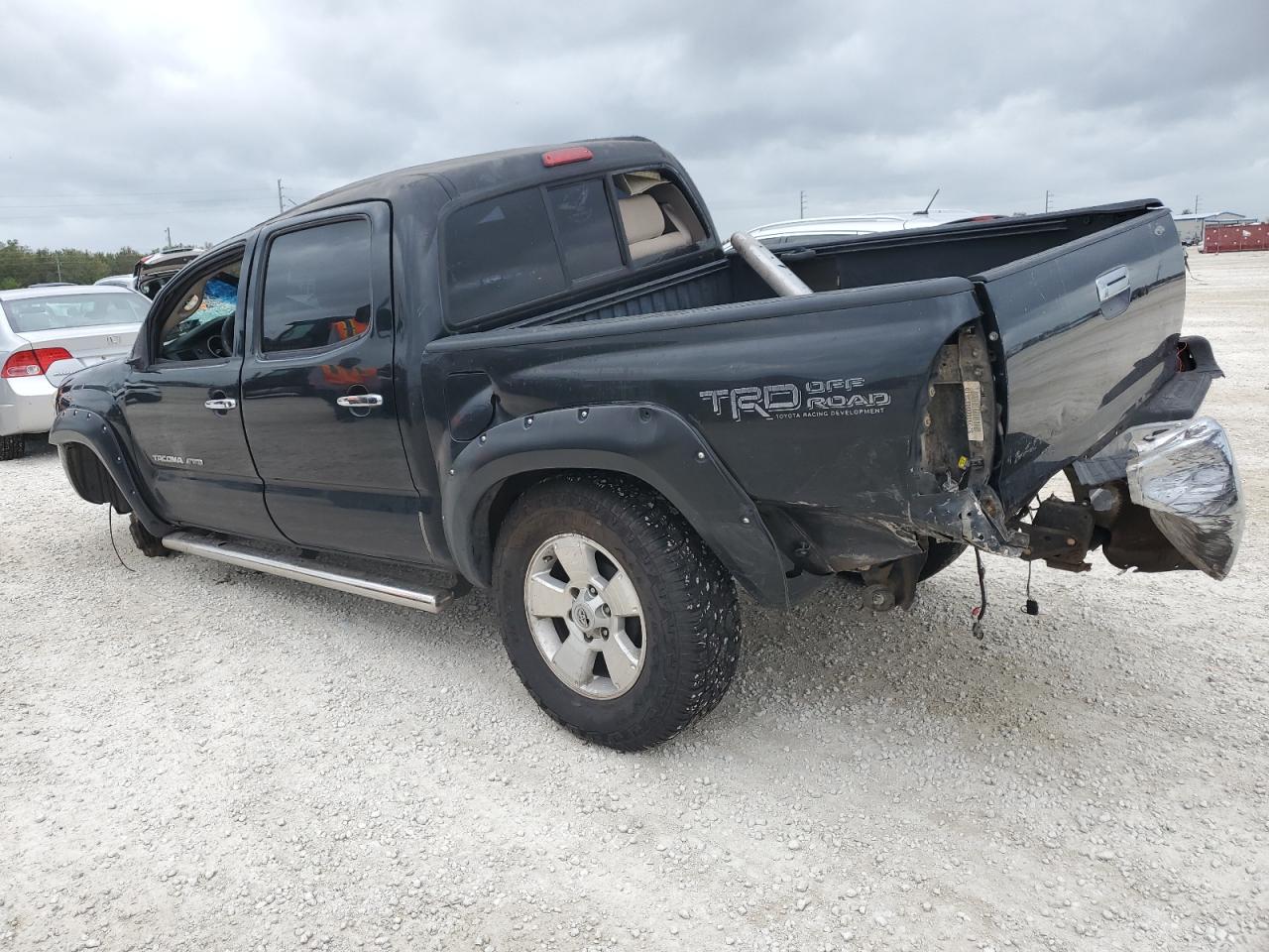 2007 Toyota Tacoma - Image 2