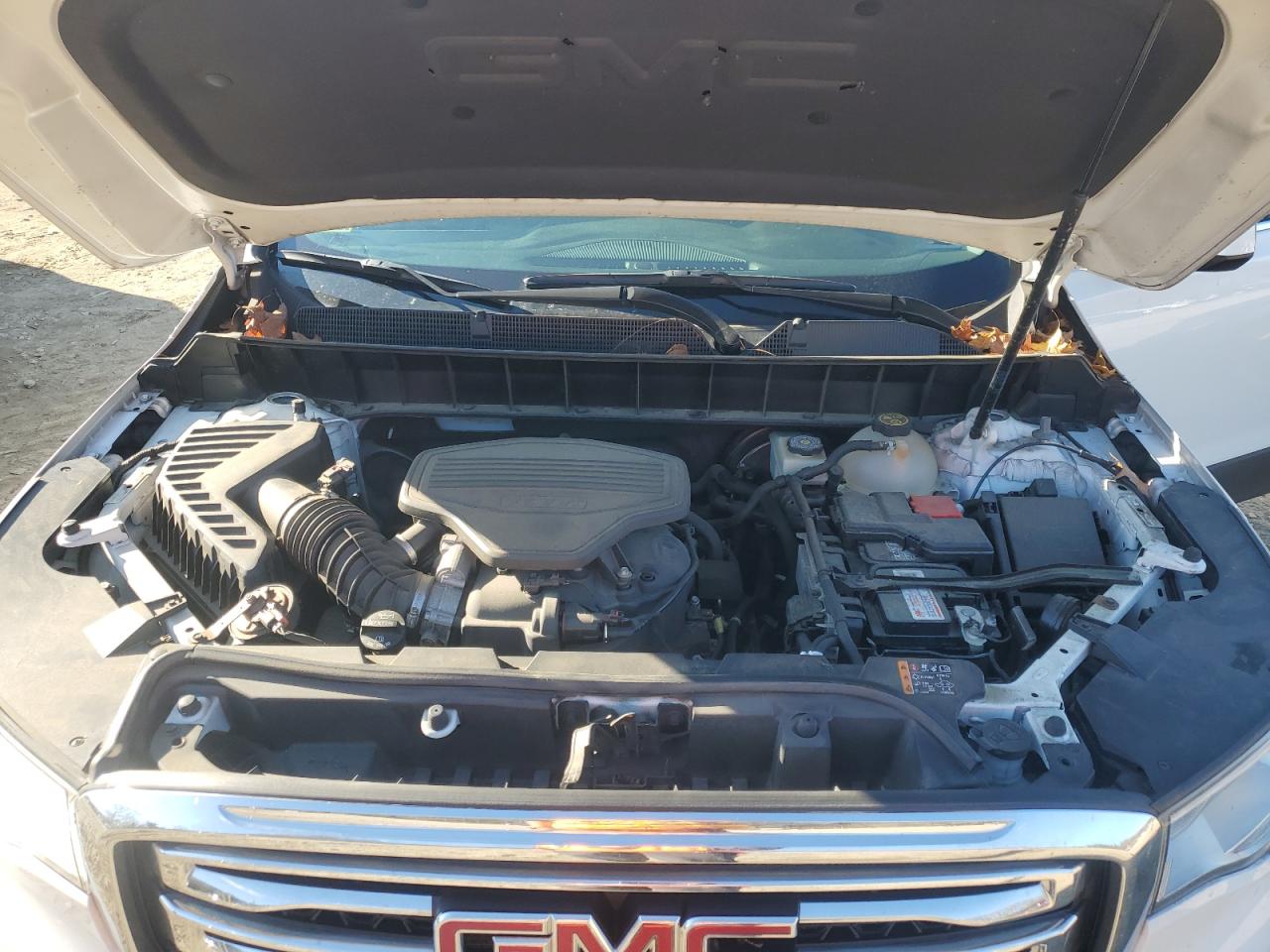 2018 GMC Acadia - Image 12