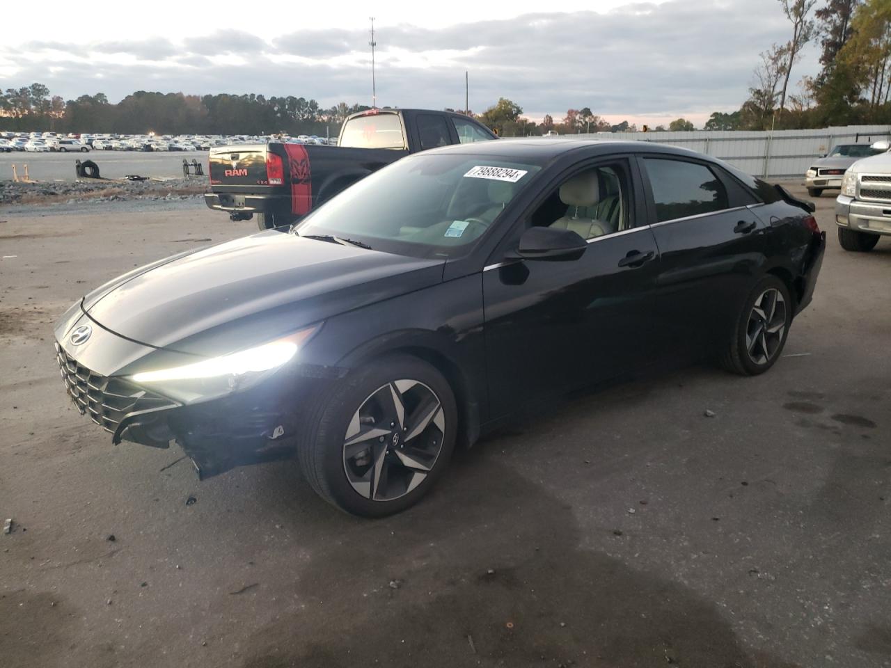 2023 Hyundai Elantra - Image 1