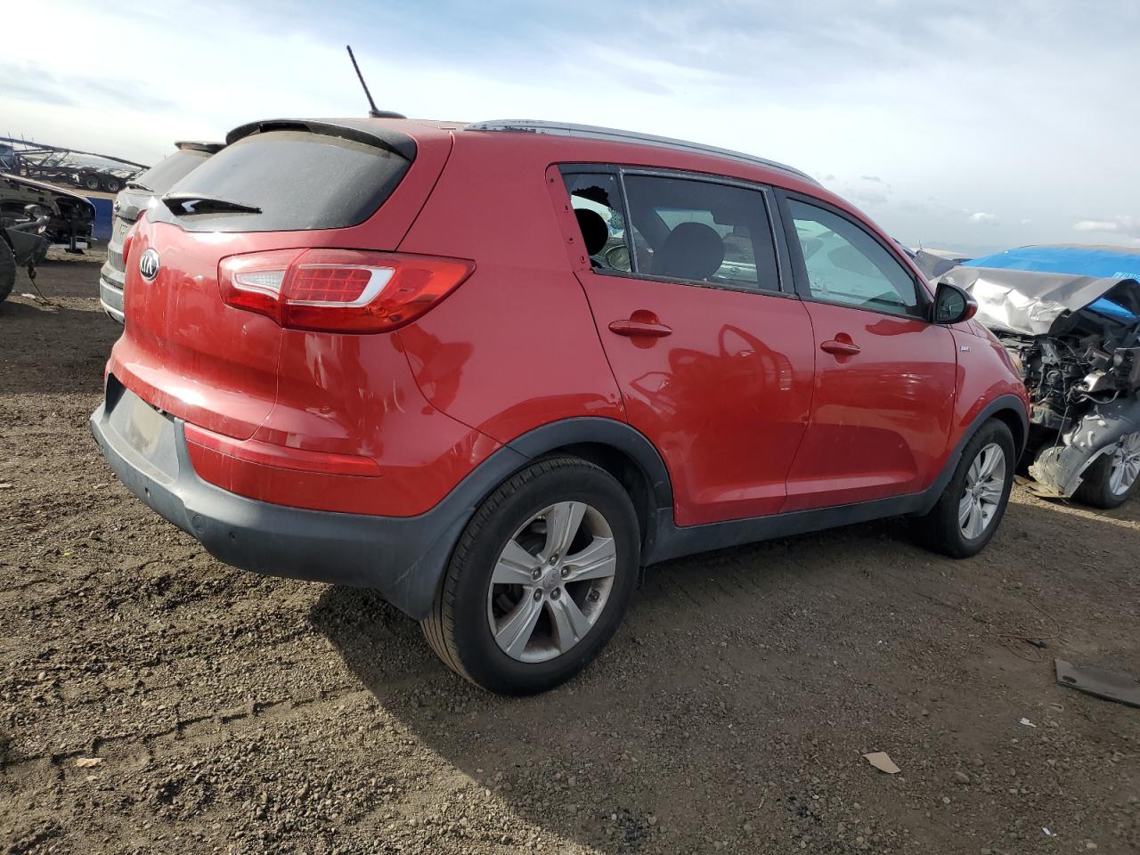 VIN KNDPBCA24D7494614 2013 KIA SPORTAGE no.3