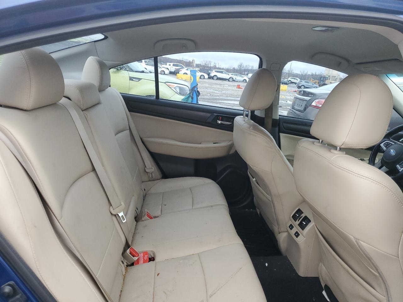 2016 Subaru Legacy - Image 10