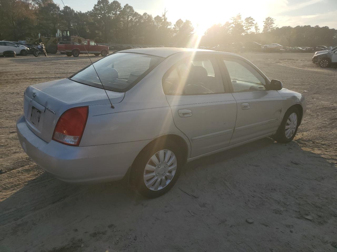 2003 Hyundai Elantra Gls VIN: KMHDN45D03U678570 Lot: 81039634