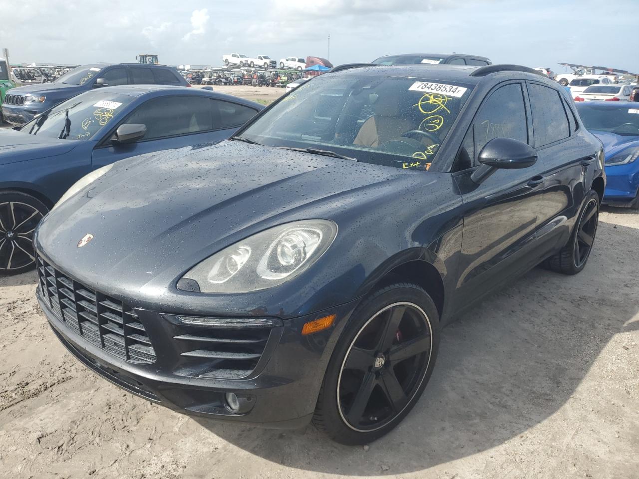 2018 Porsche Macan - Image 1