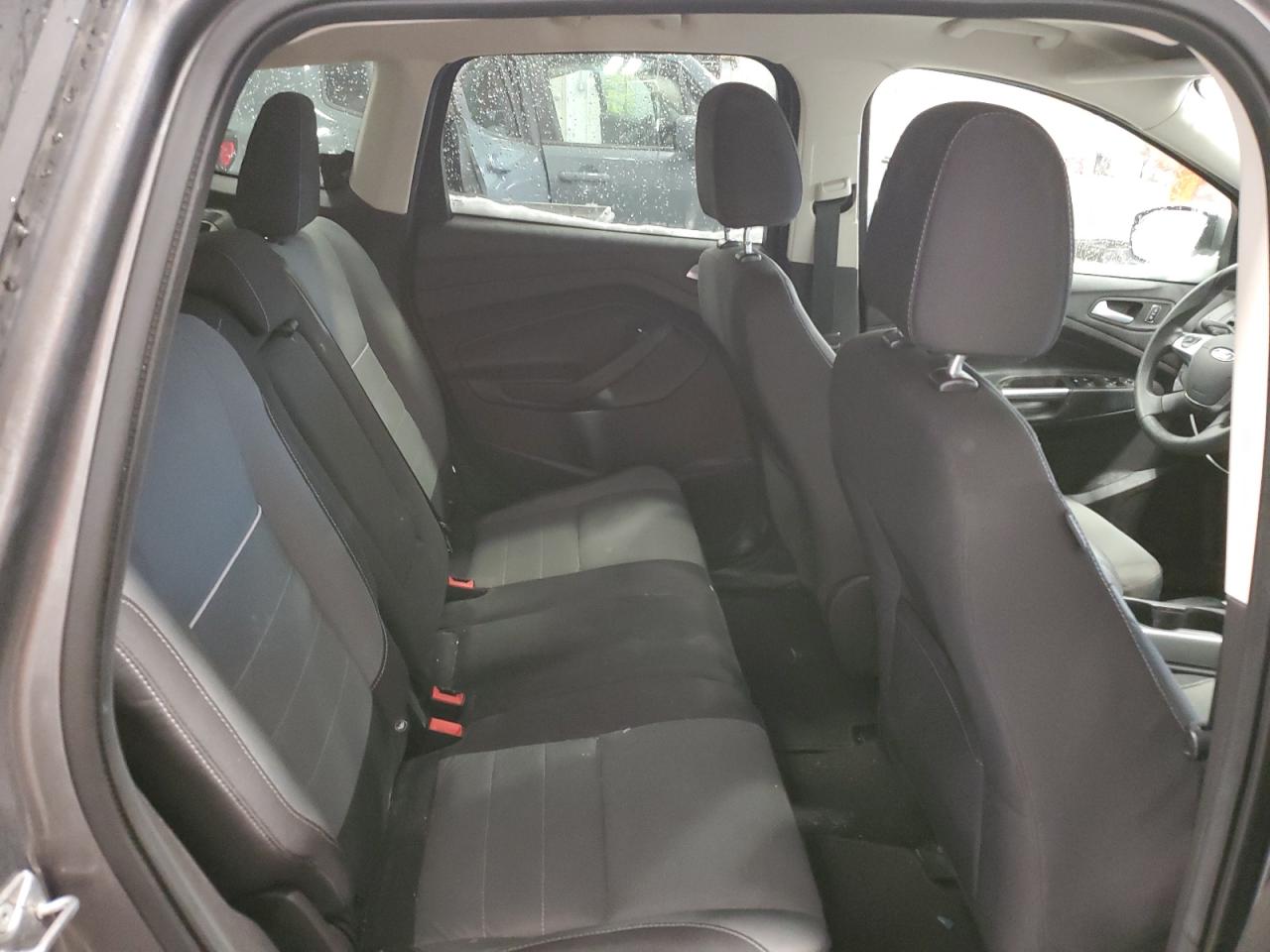 2014 Ford Escape - Image 11