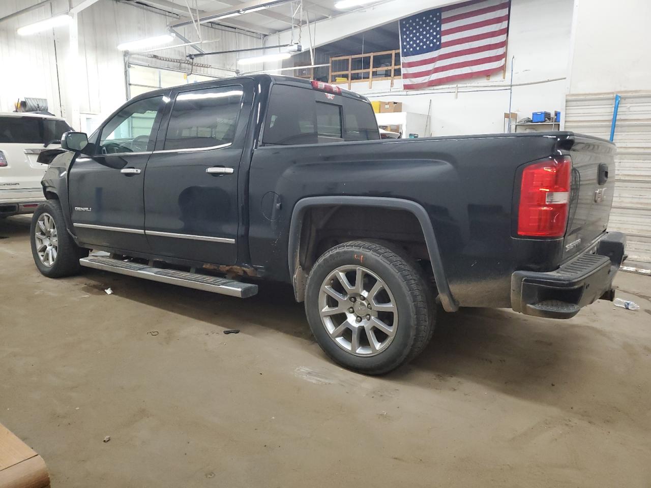 2014 GMC Sierra - Image 2