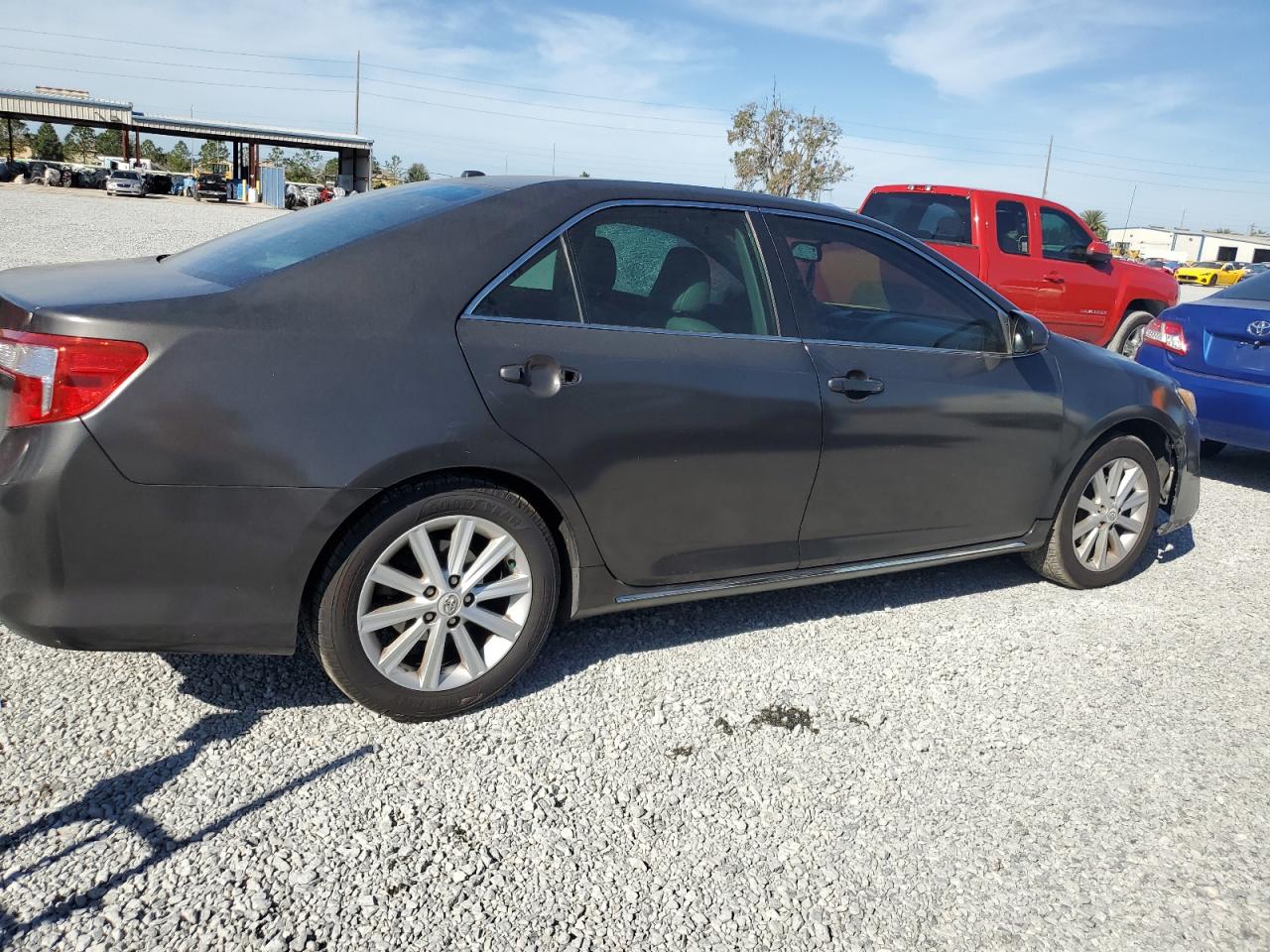 2012 Toyota Camry - Image 3