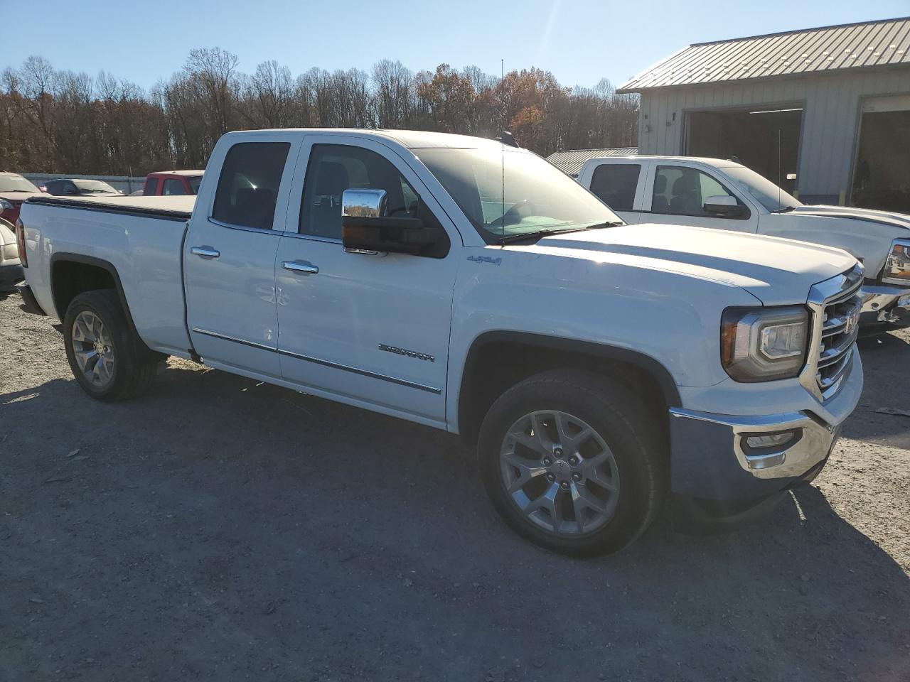 2018 GMC Sierra - Image 4