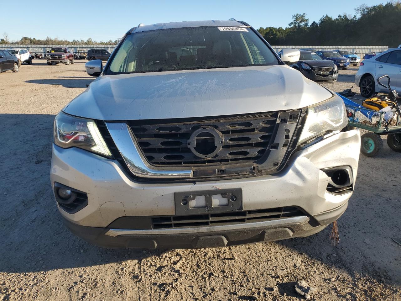2018 Nissan Pathfinder - Image 14
