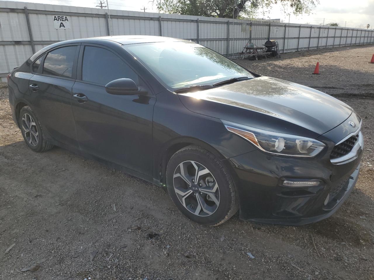 VIN 3KPF24AD4ME353528 2021 KIA FORTE no.4