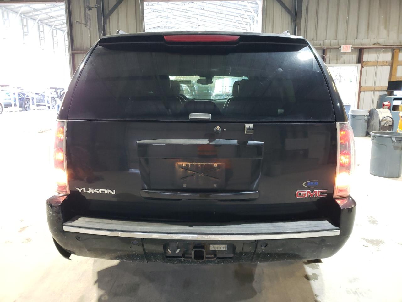 2007 GMC Yukon Denali VIN: 1GKFK63897J208265 Lot: 80031594