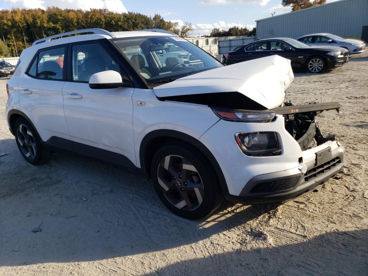 2021 Hyundai Venue - Image 4
