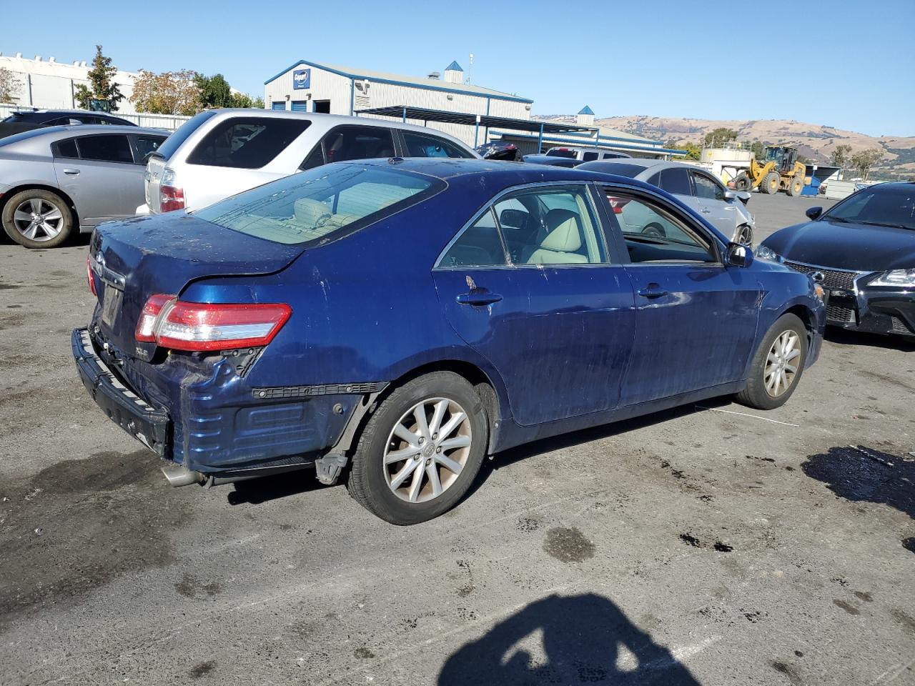2011 Toyota Camry - Image 3