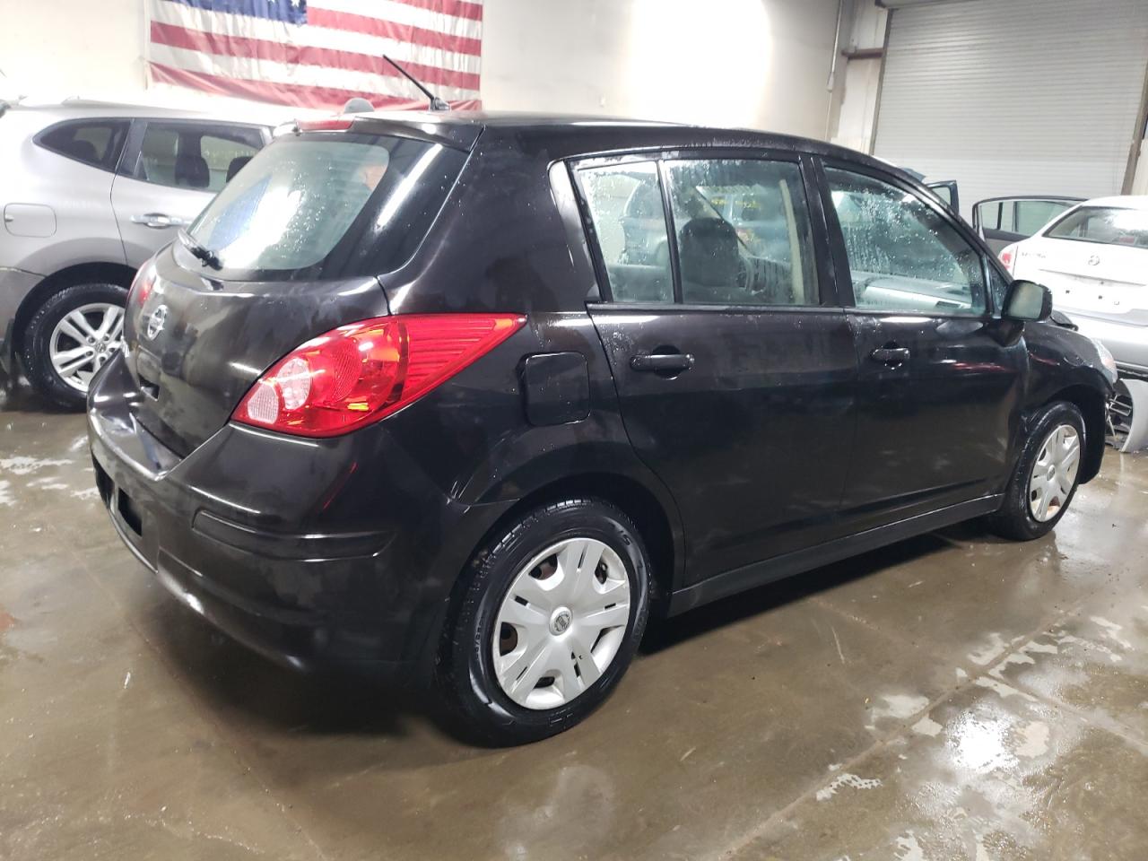 2012 Nissan Versa - Image 3
