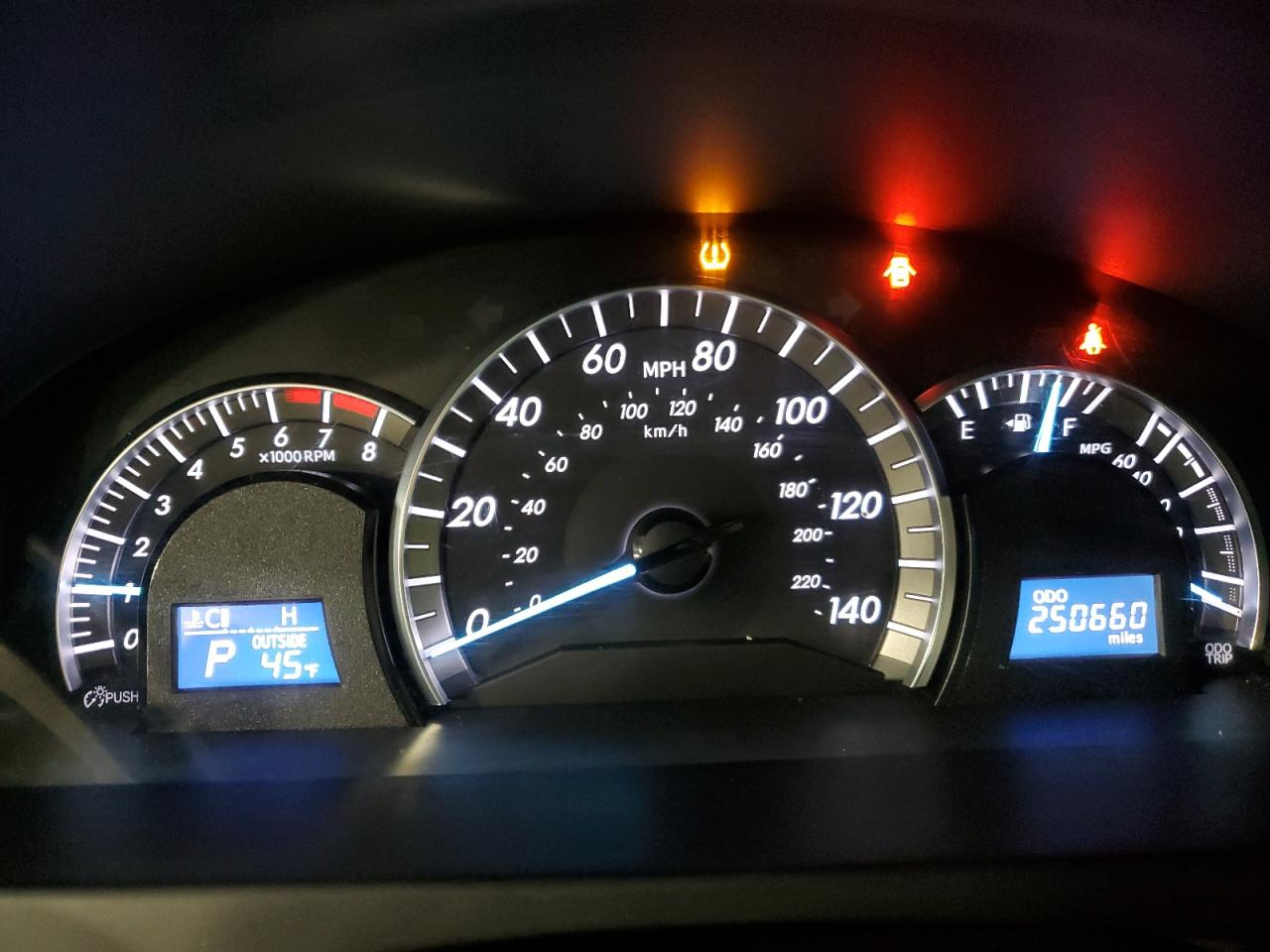 2012 Toyota Camry - Image 9